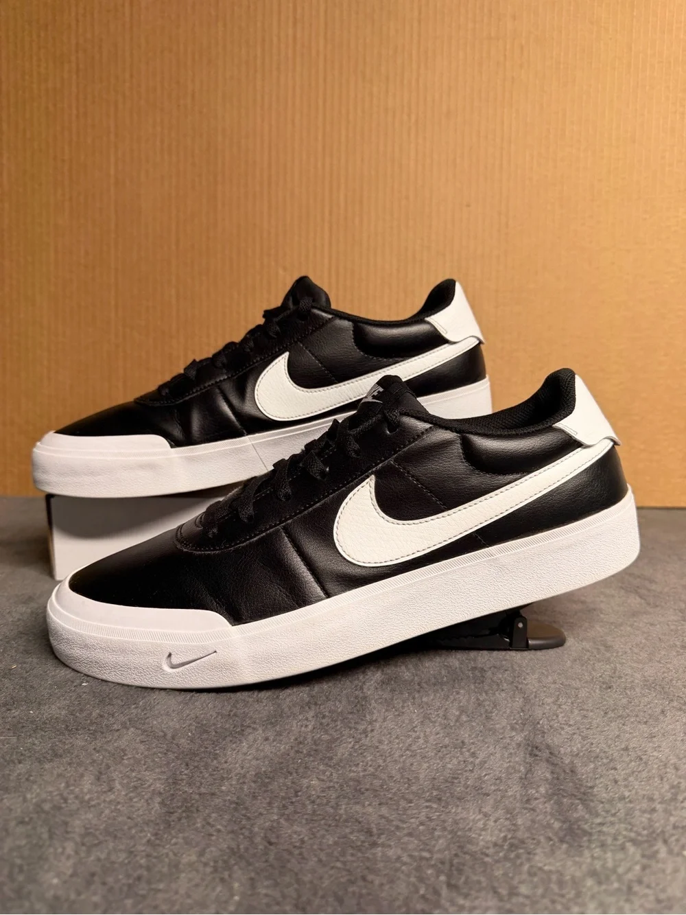 Nike Court Shot Men’s Sneakers Black White Leather Size 12